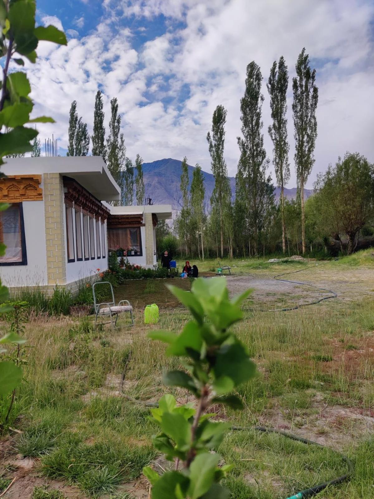 Nubra Holiday Deskit Bagian luar foto